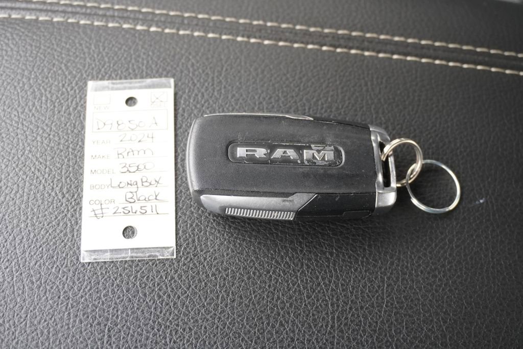 Used 2024 RAM 3500 Big Horn w/ Night Edition image 40