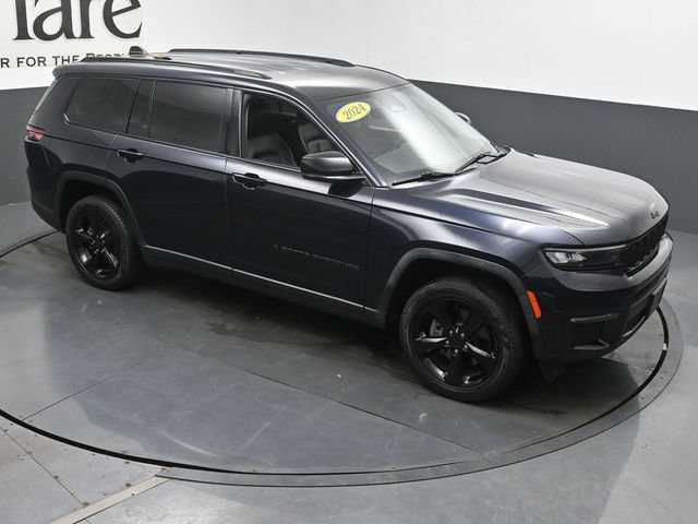 Used 2024 Jeep Grand Cherokee L Limited w/ Black Appearance Package AWD/4WD image 49