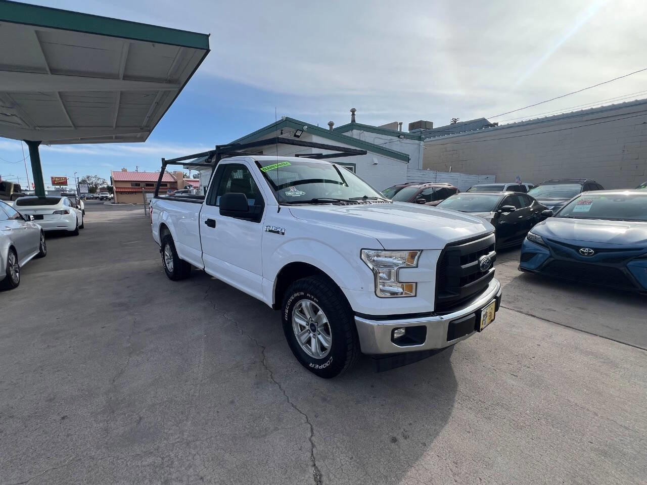 Used 2017 Ford F150 XL w/ Trailer Tow Package RWD image 3