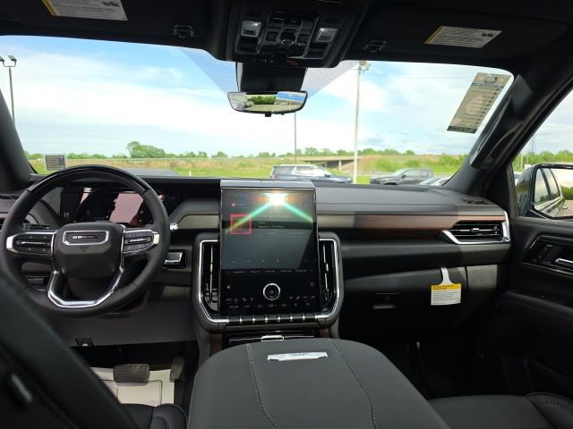 New 2026 GMC Yukon XL Denali w/ Denali Reserve Package AWD/4WD image 18