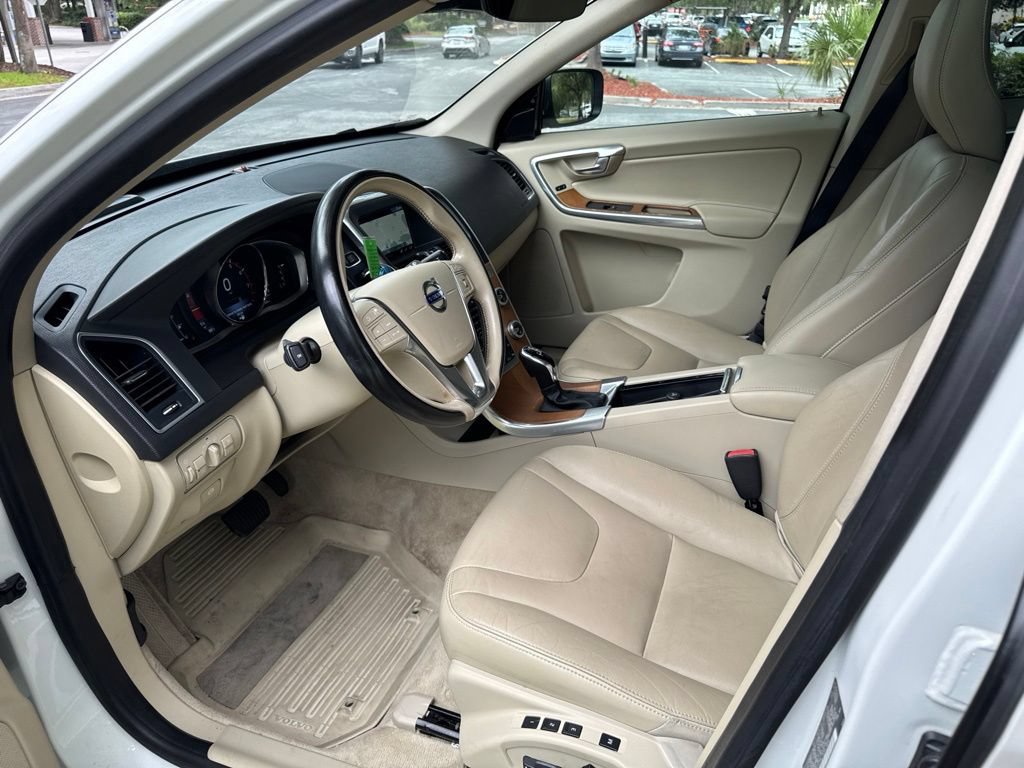 Used 2016 Volvo XC60 T5 Platinum FWD image 8