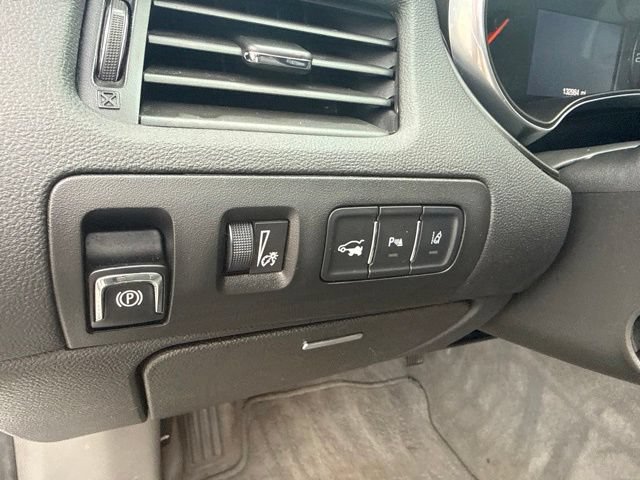 Used 2015 Chevrolet Impala LTZ FWD image 15