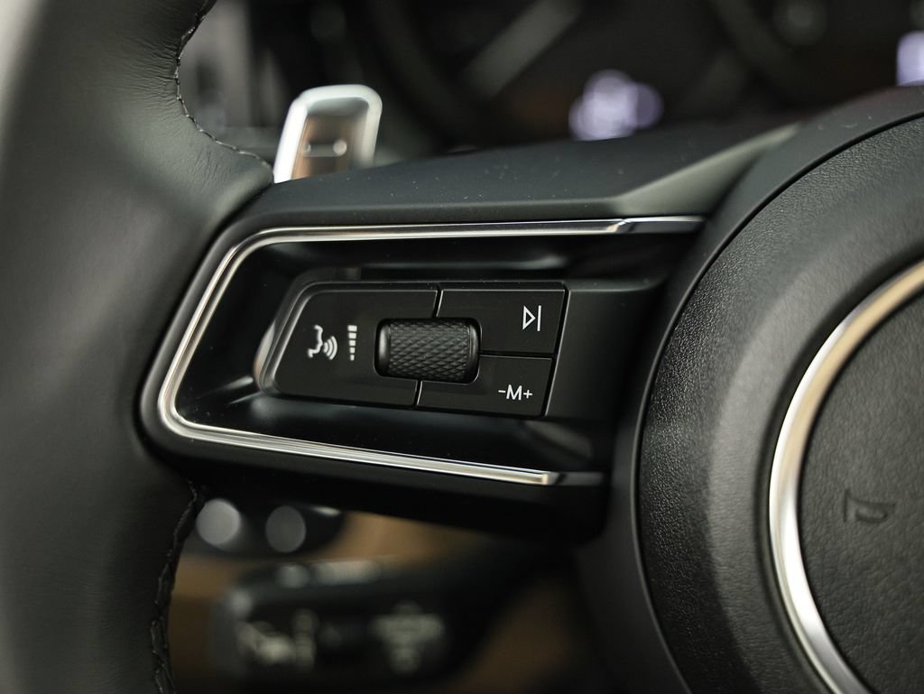 New 2026 Porsche Macan AWD/4WD image 36