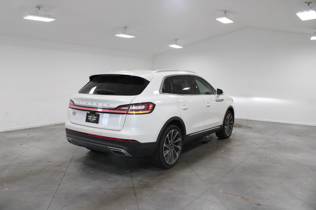 Used 2023 Lincoln Nautilus Reserve w/ Equipment Group 201A FWD image 9