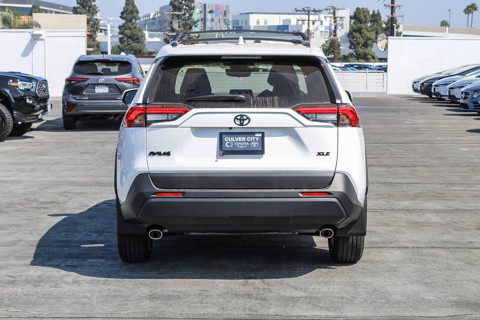 New 2025 Toyota RAV4 XLE image 8