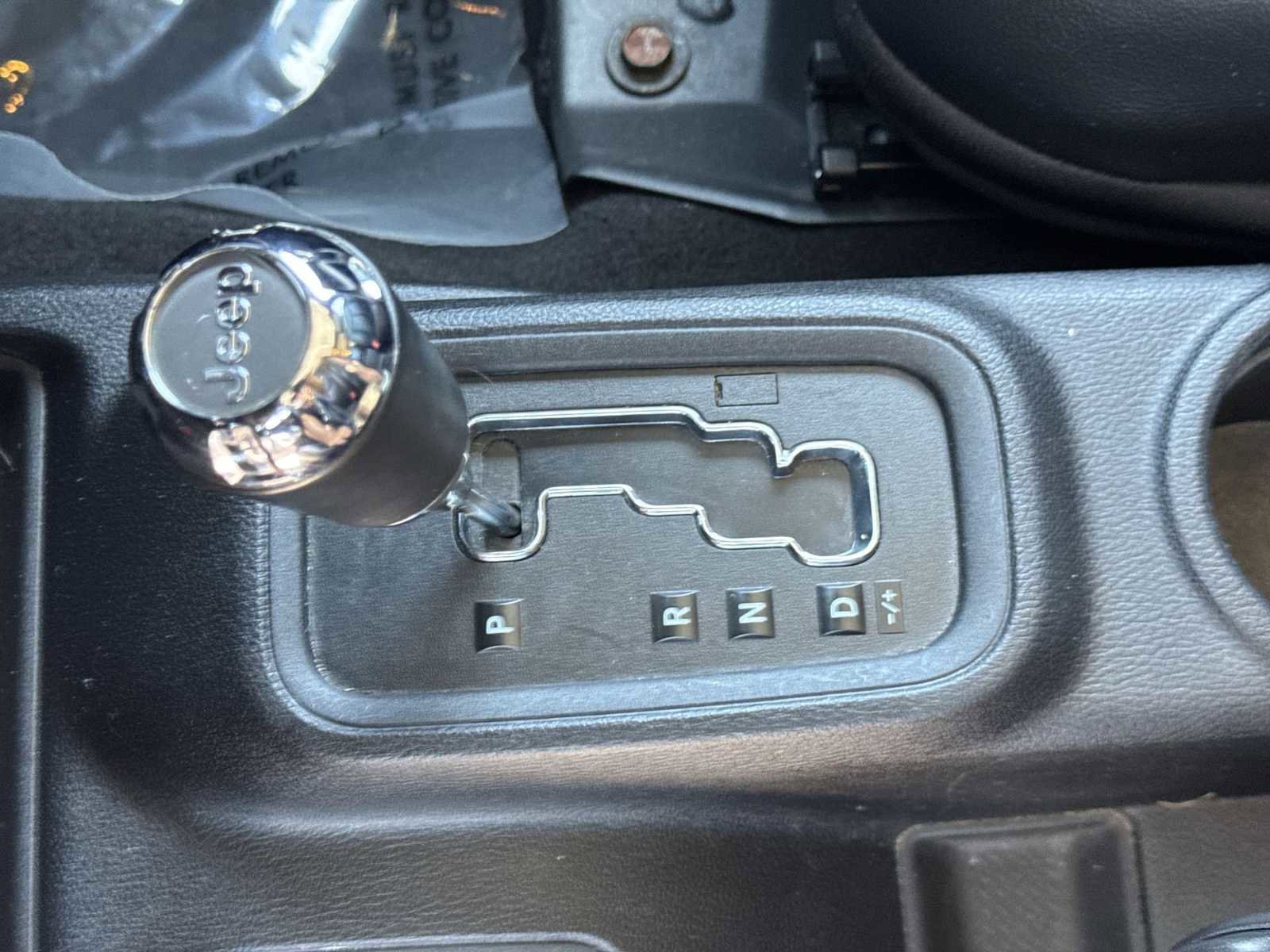 Used 2014 Jeep Wrangler Unlimited Rubicon AWD/4WD image 30