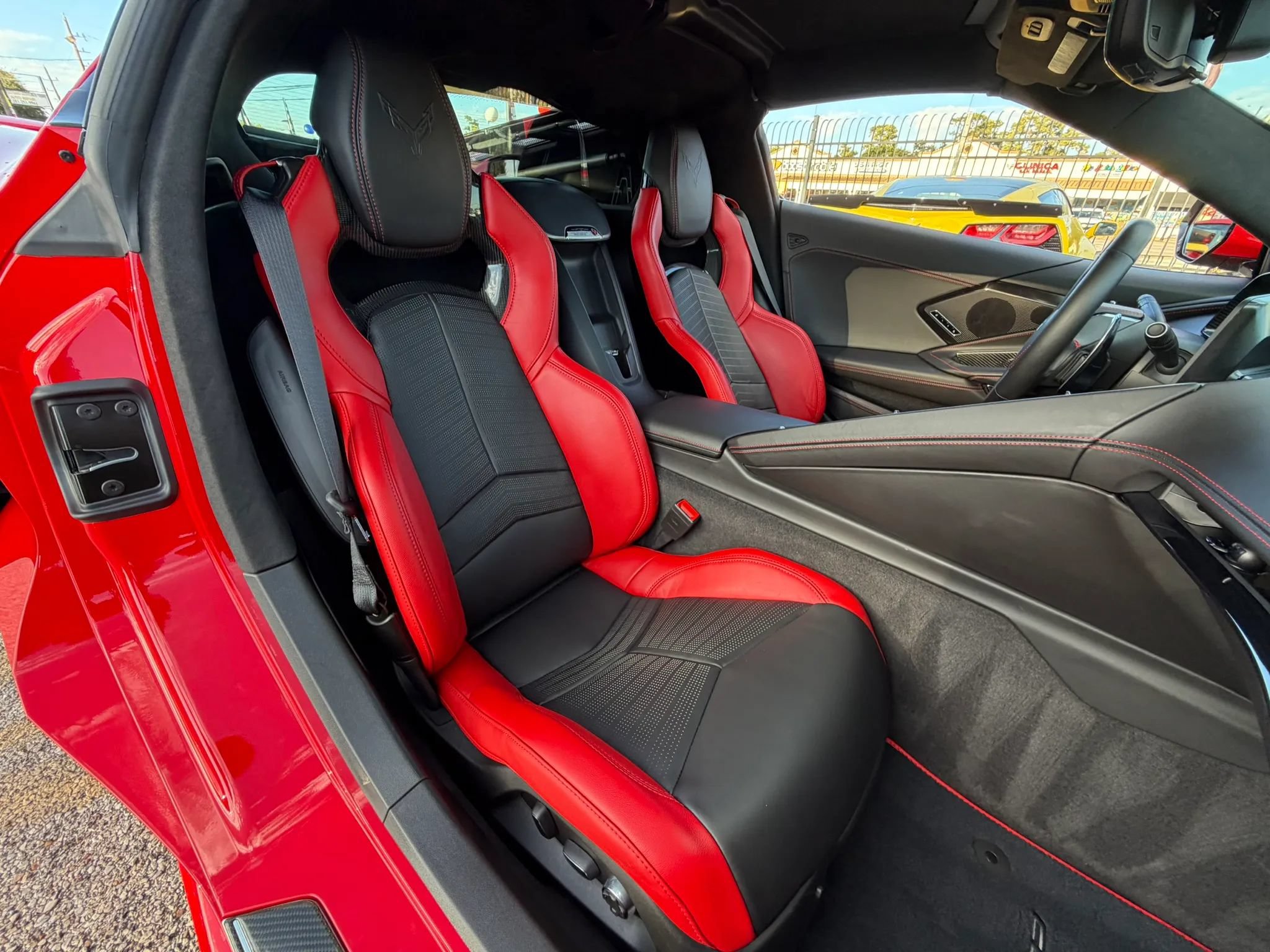 Used 2023 Chevrolet Corvette Stingray Premium Cpe w/ Z51 Performance Package RWD image 25