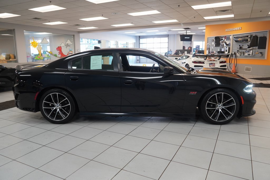 Used 2018 Dodge Charger R/T Scat Pack image 12