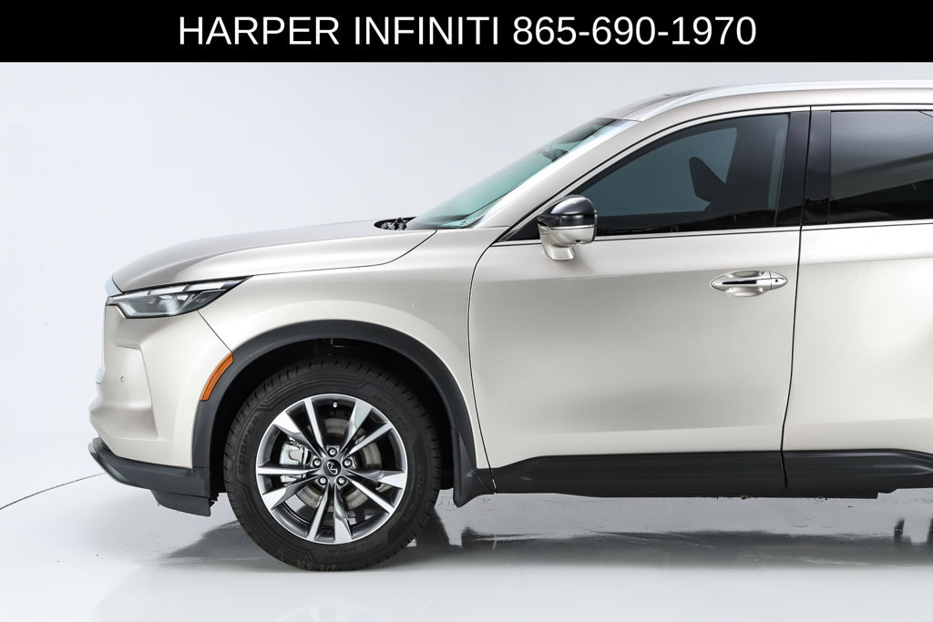Used 2024 INFINITI QX60 Luxe FWD image 3