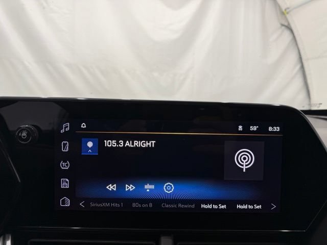 Used 2025 Chevrolet Trax LT FWD image 32