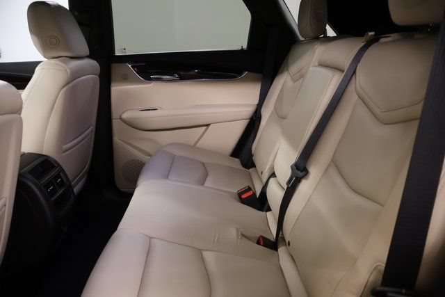 Used 2017 Cadillac XT5 Premium Luxury AWD/4WD image 33