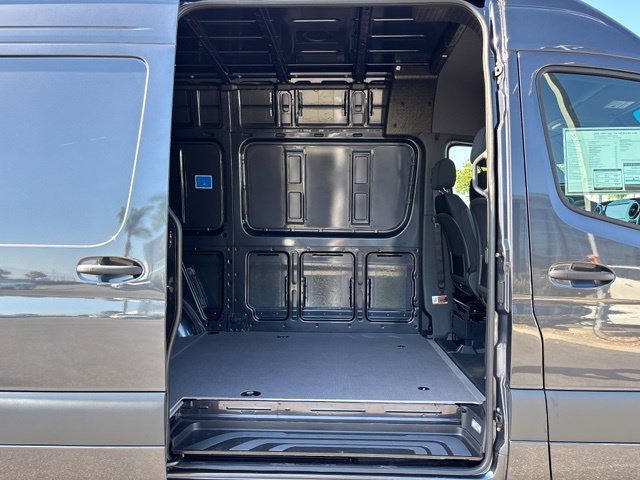 New 2026 Mercedes-Benz Sprinter 2500 image 32