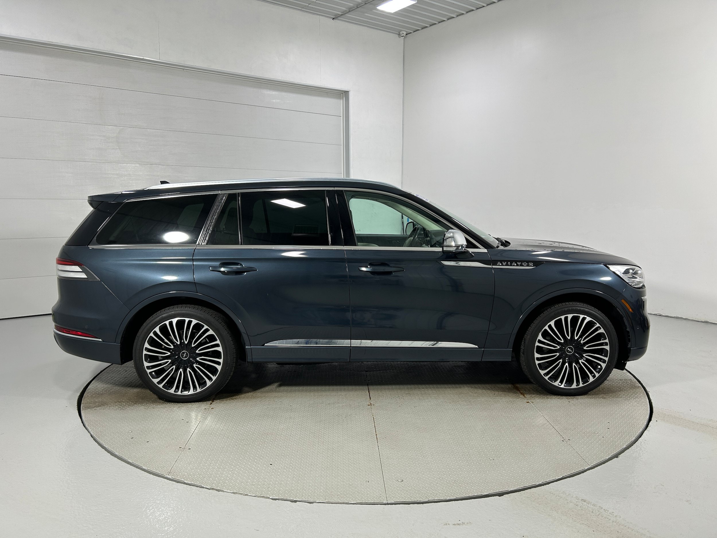 Used 2021 Lincoln Aviator Black Label AWD/4WD image 42