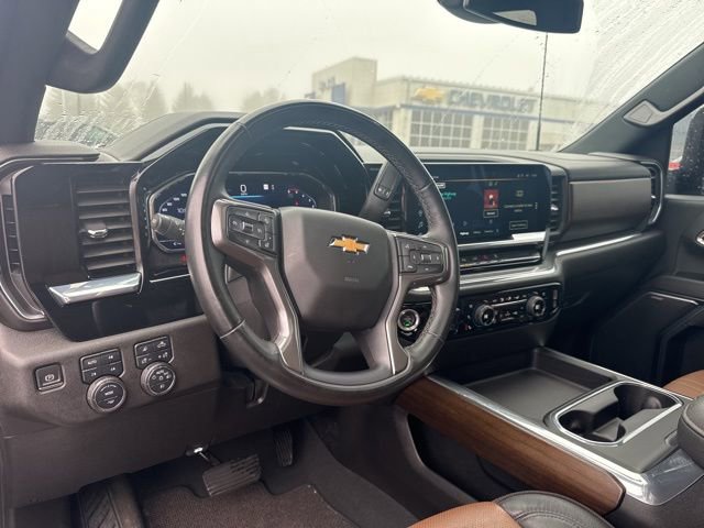 Used 2024 Chevrolet Silverado 2500 High Country image 15