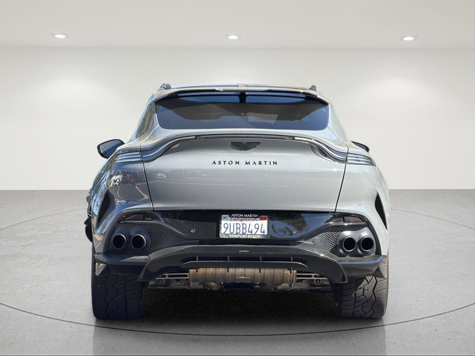 Used 2023 Aston Martin DBX 707 AWD/4WD image 4