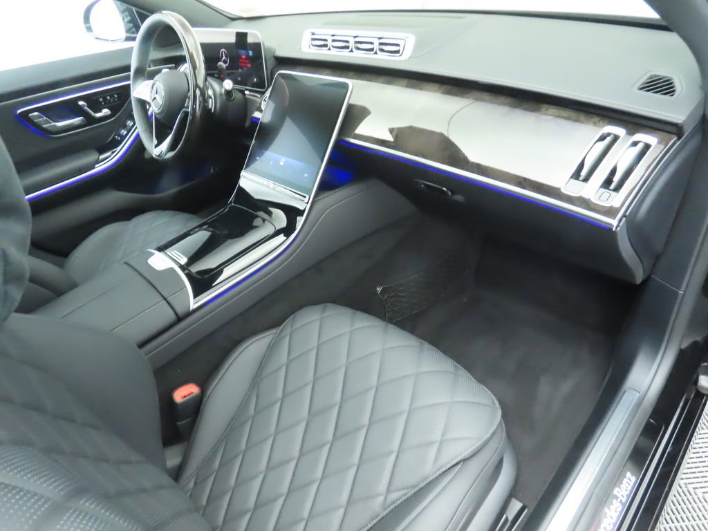 New 2026 Mercedes-Benz S 580e 4MATIC Sedan image 19