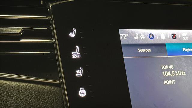 Used 2022 Jeep Wagoneer Series III AWD/4WD image 29