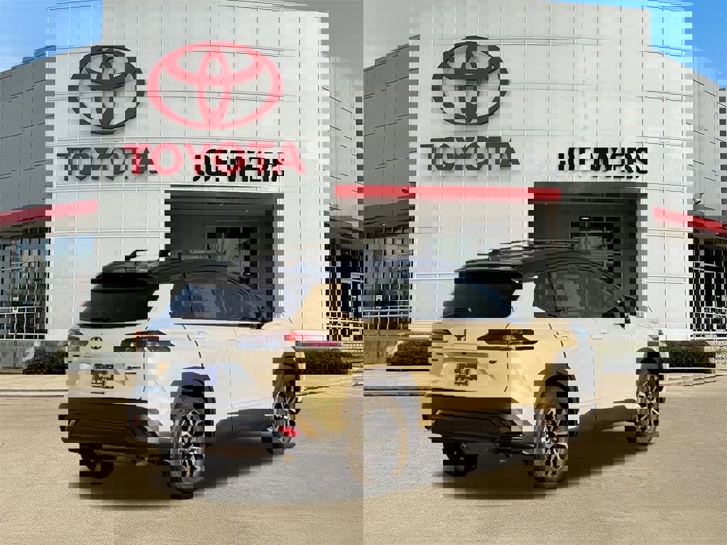 New 2026 Toyota Corolla Cross AWD Hybrid image 4