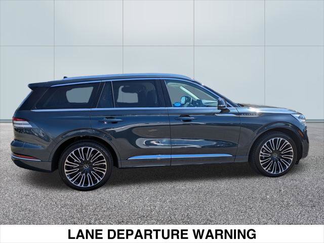 Used 2023 Lincoln Aviator Black Label w/ Dynamic Handling Package AWD/4WD image 6