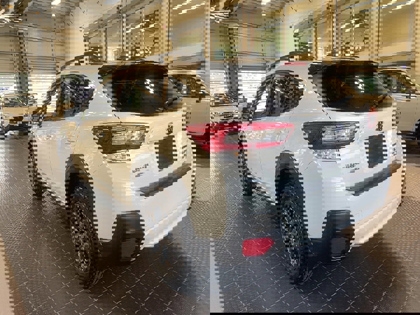 Used 2022 Subaru Crosstrek 2.5i Sport w/ Moonroof Package image 19