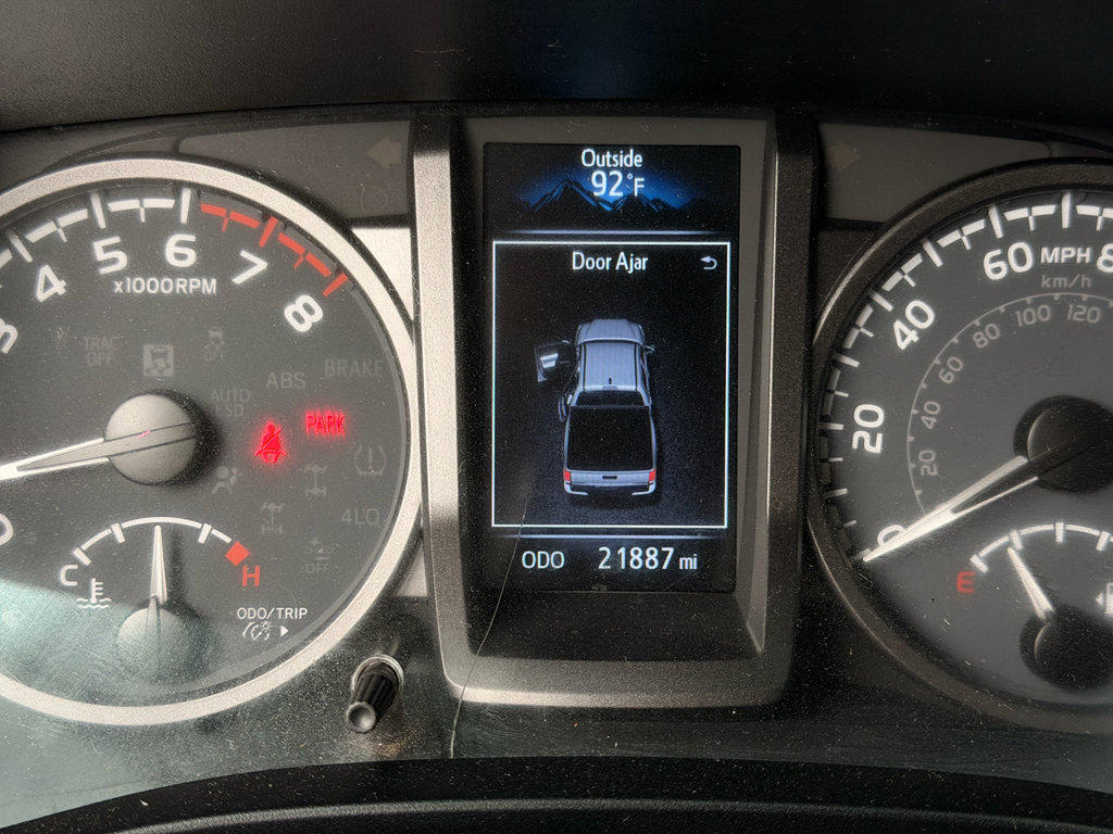 Used 2023 Toyota Tacoma TRD Sport w/ Technology Package AWD/4WD image 11
