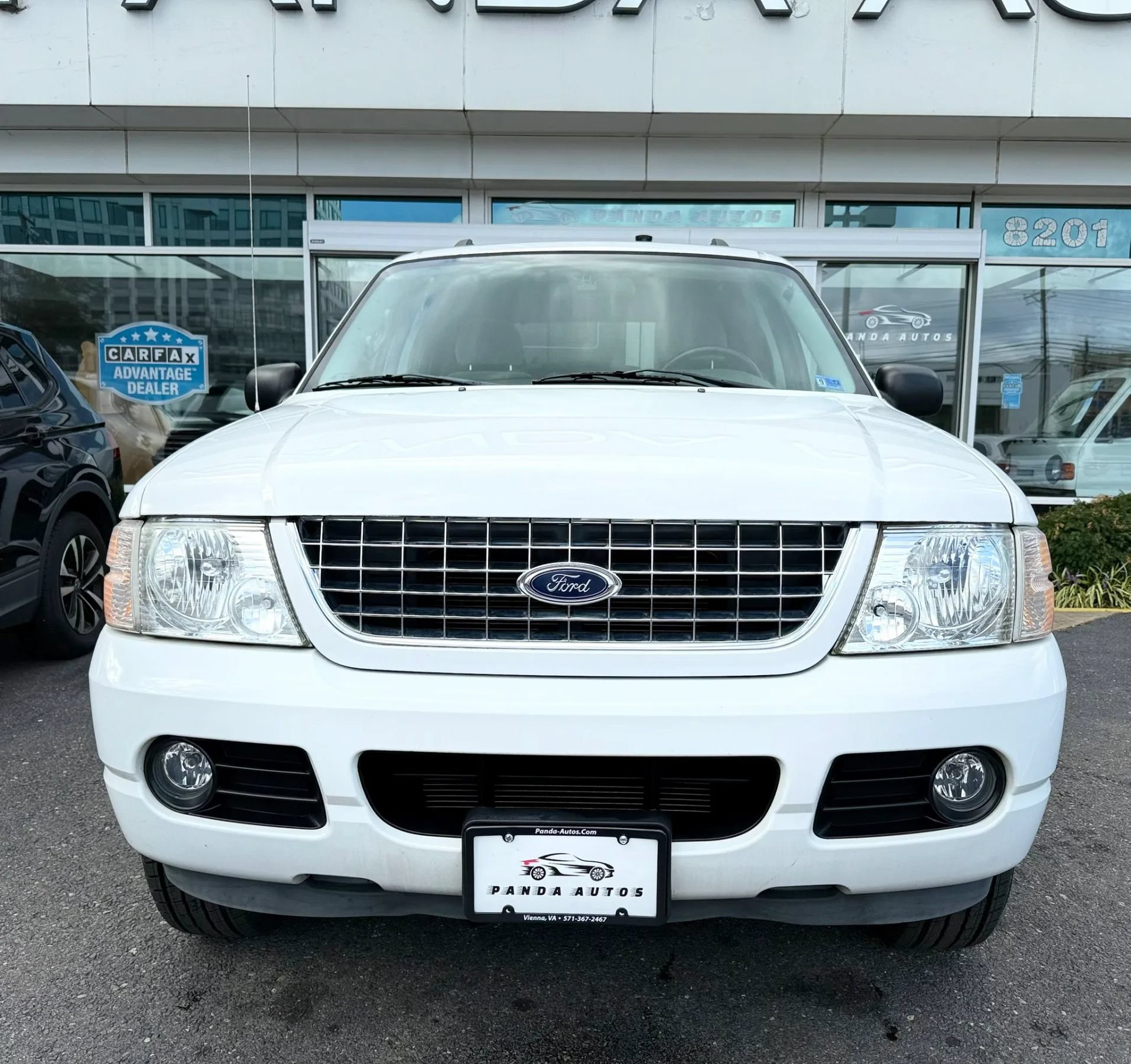 Used 2005 Ford Explorer Sport XLT AWD/4WD image 2