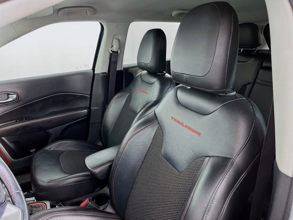Used 2019 Jeep Compass Trailhawk image 28