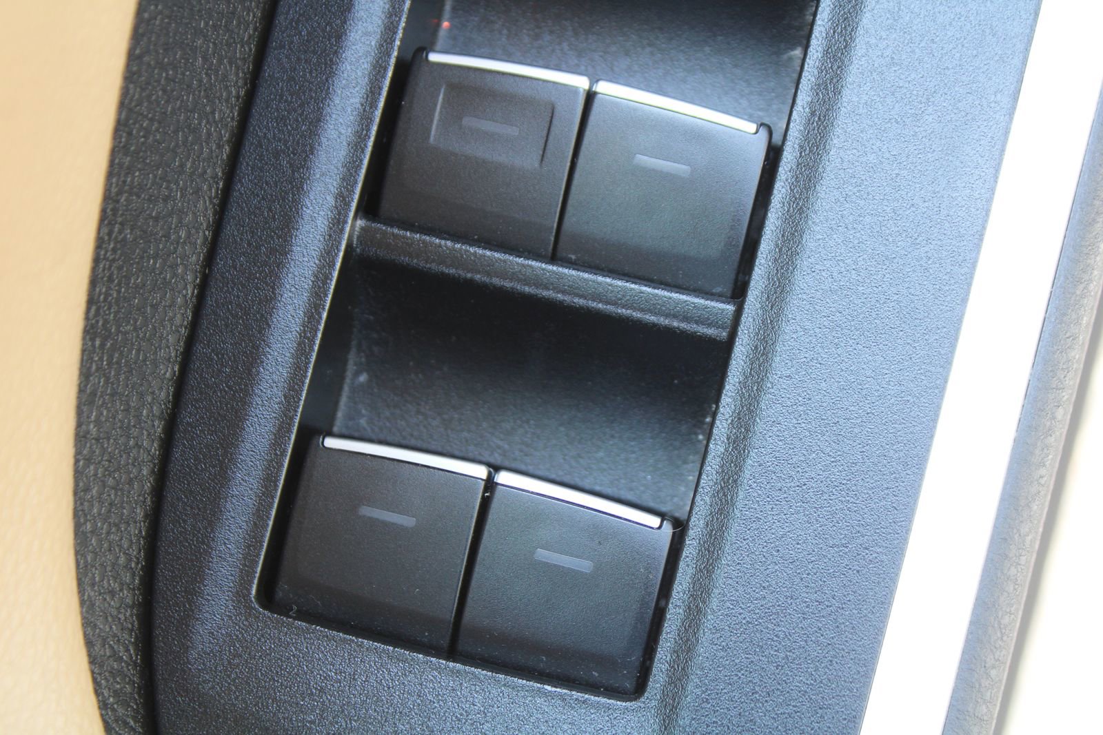 Used 2022 Toyota RAV4 Limited AWD/4WD image 20