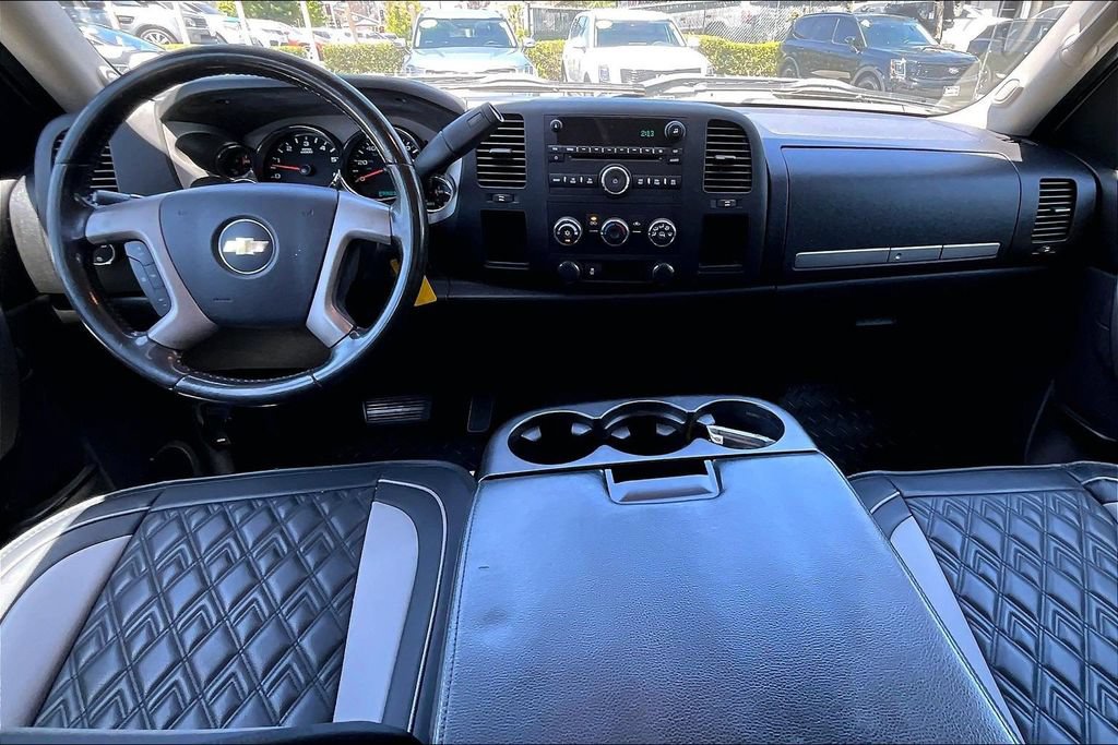 Used 2012 Chevrolet Silverado 1500 LT RWD image 11