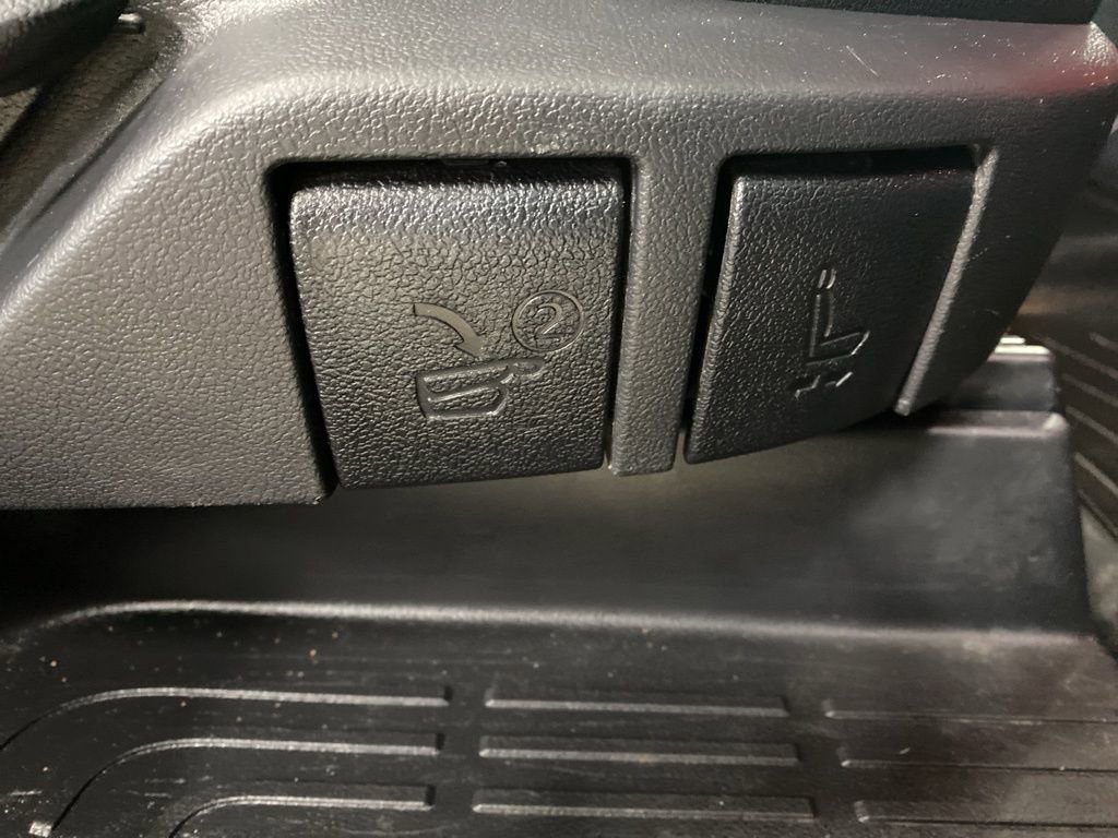 Used 2022 Toyota Highlander XSE image 21