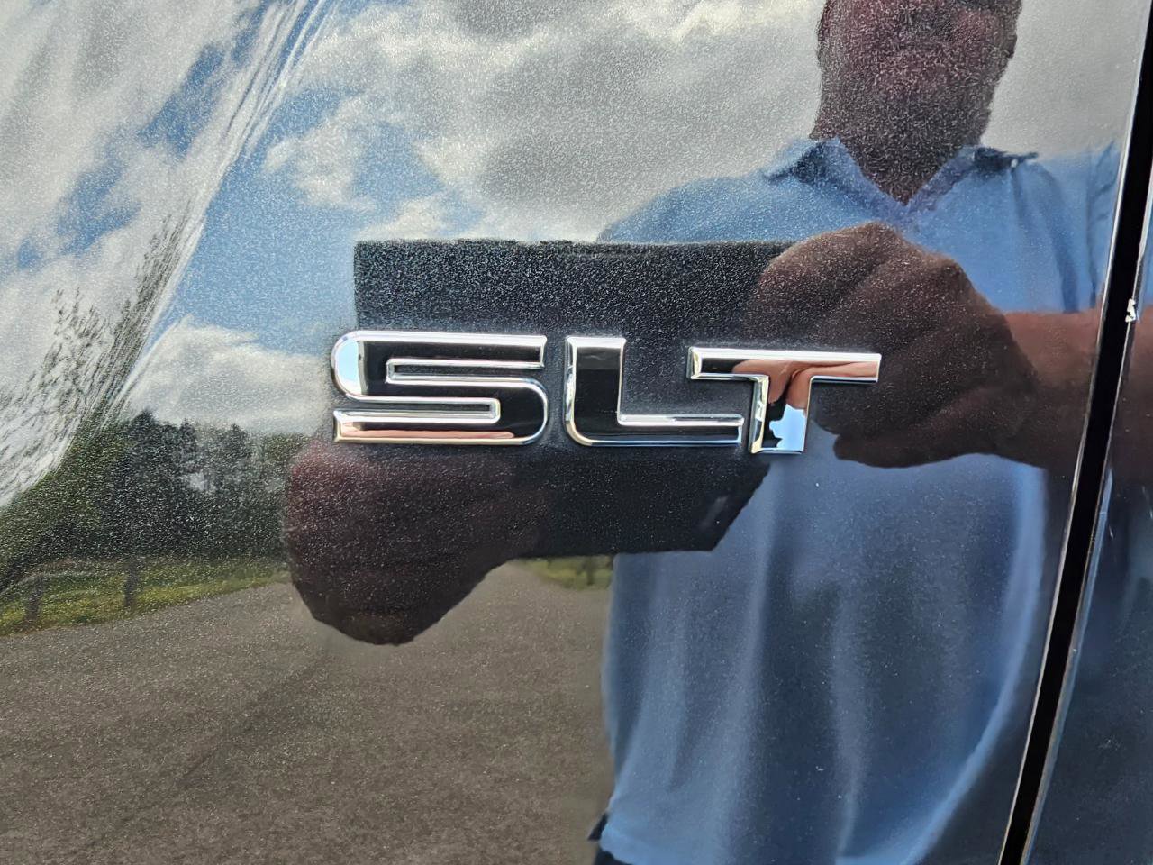 Used 2011 GMC Terrain SLT w/ Cargo Package AWD/4WD image 17