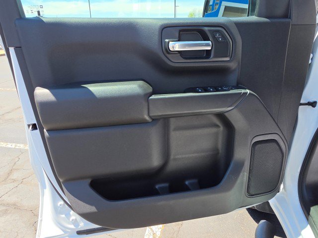 Used 2025 Chevrolet Silverado 1500 Custom Trail Boss w/ Dark Appearance Package AWD/4WD image 32