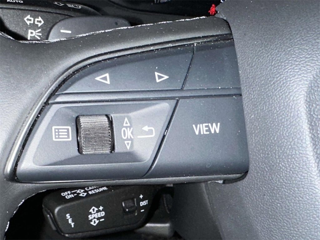 Used 2025 Audi Q5 2.0T Premium w/ Convenience Plus Package image 25