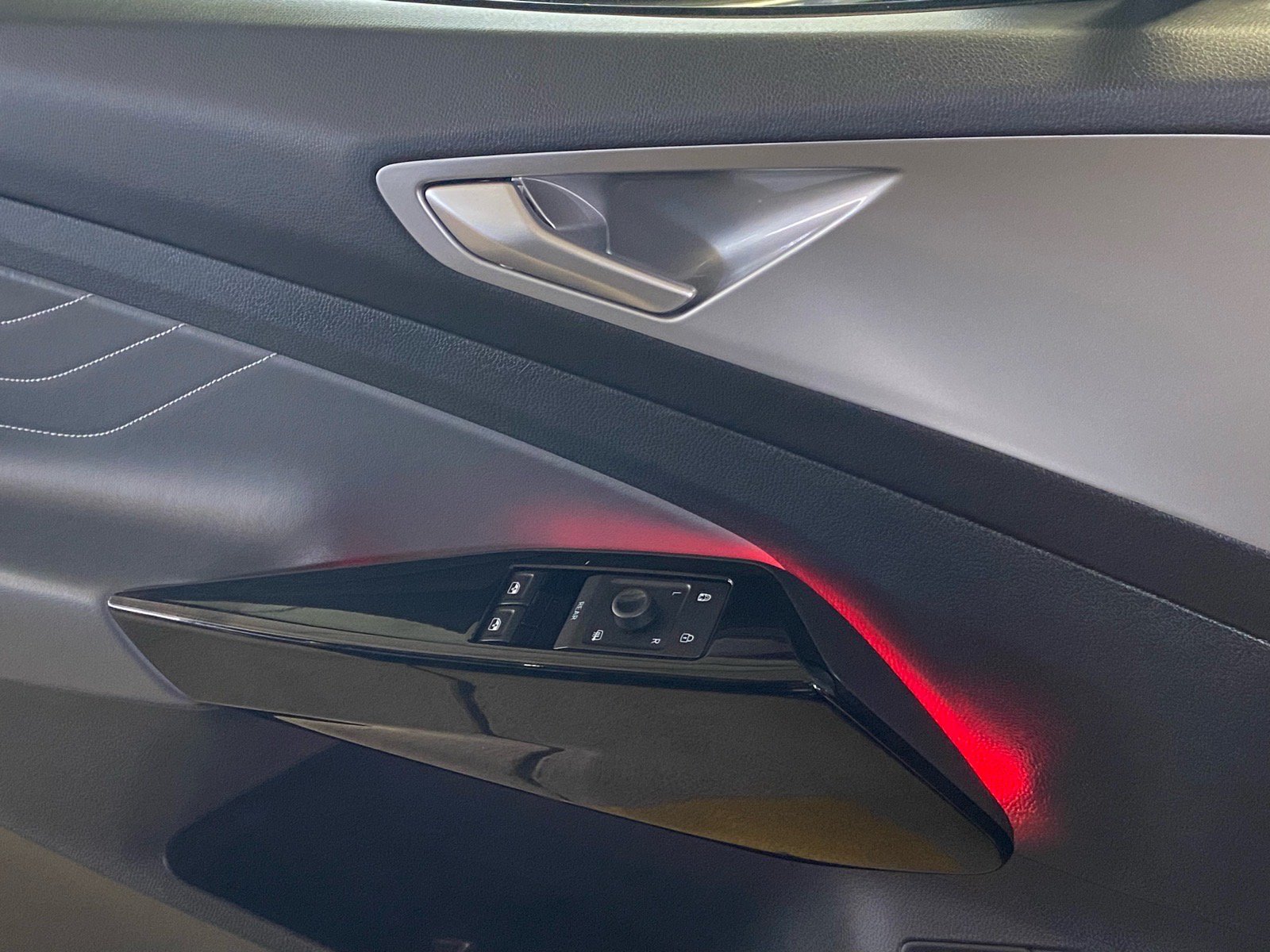 Certified 2023 Volkswagen ID.4 Pro S RWD image 18