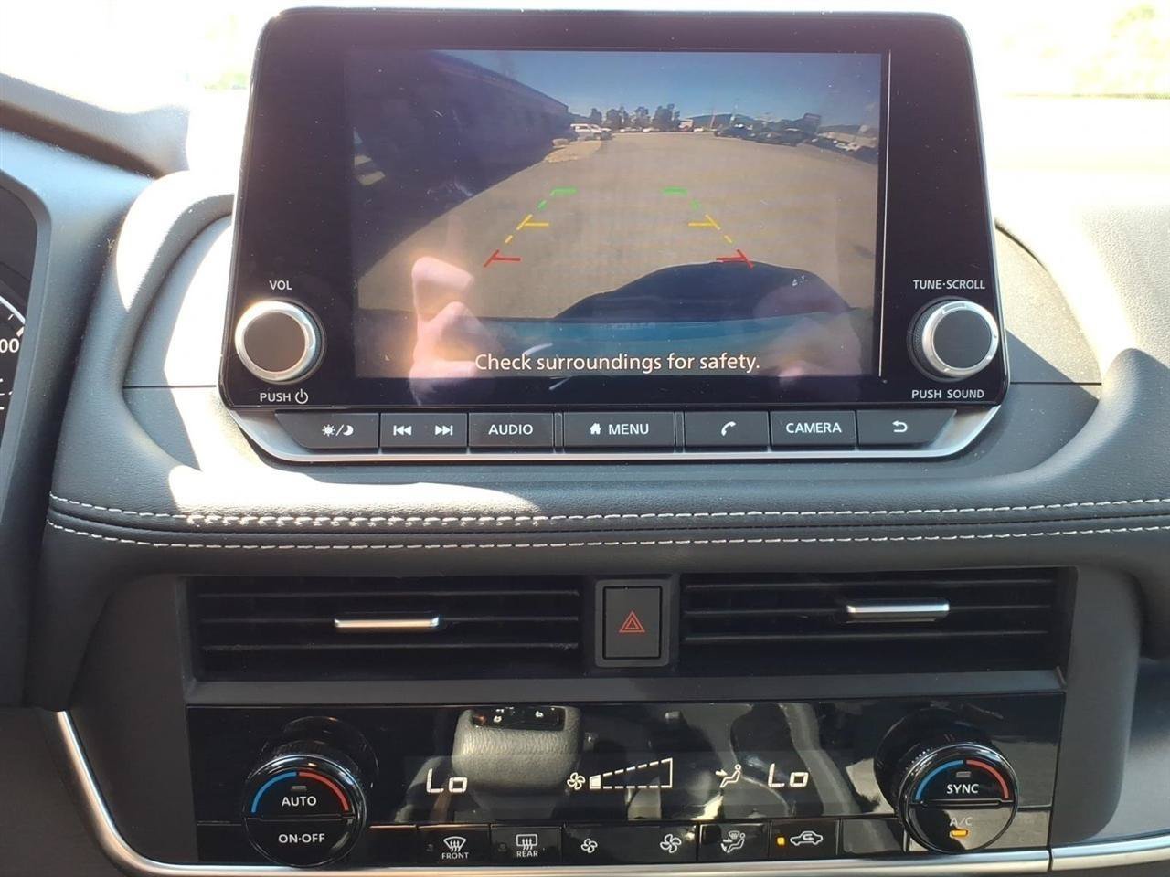 Used 2023 Nissan Rogue SV AWD/4WD image 13