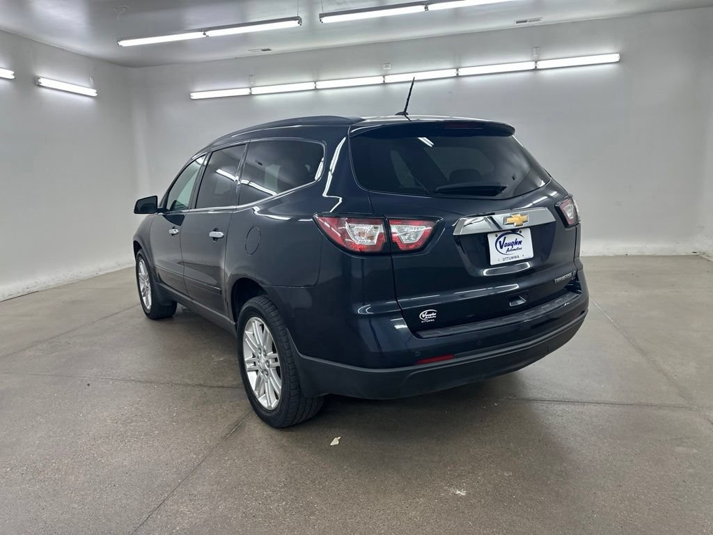 Used 2015 Chevrolet Traverse LT w/ Style and Technology Package FWD image 9