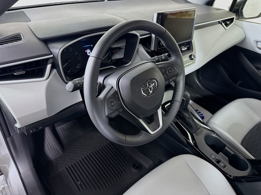 Certified 2025 Toyota Corolla SE image 16