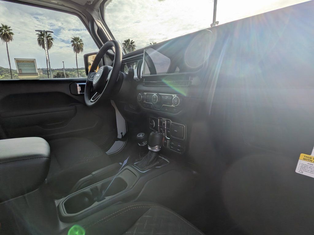 New 2026 Jeep Gladiator Mojave image 15