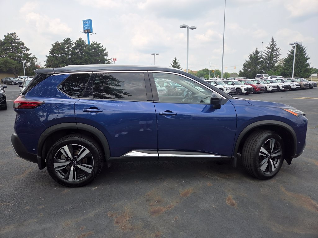 Used 2023 Nissan Rogue Platinum w/ Platinum Premium Package AWD/4WD image 32