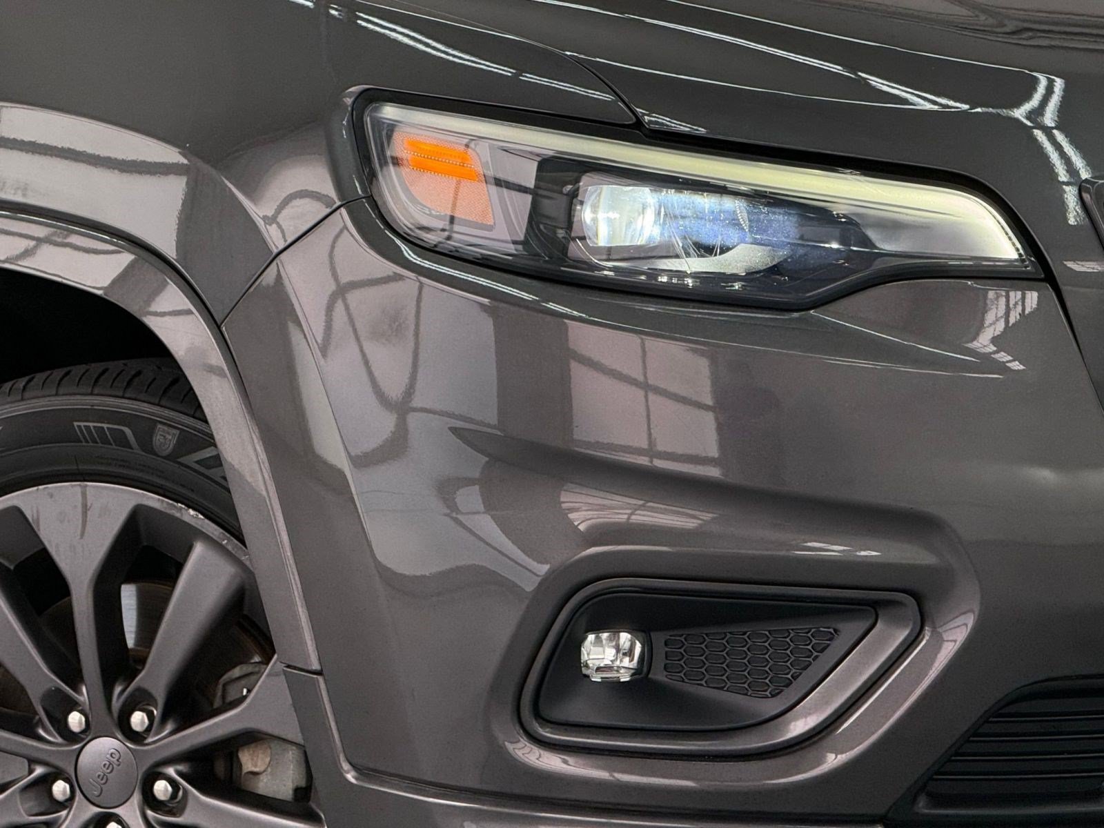 Used 2019 Jeep Cherokee High Altitude AWD/4WD image 10