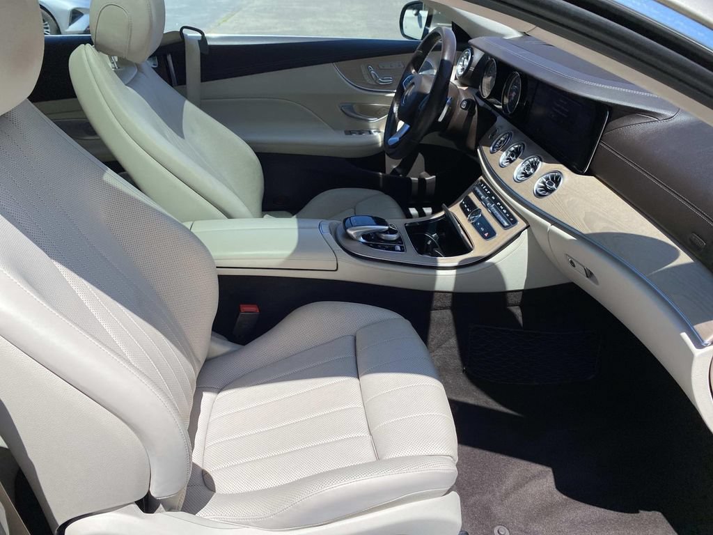 Used 2018 Mercedes-Benz E 400 4MATIC Coupe image 24