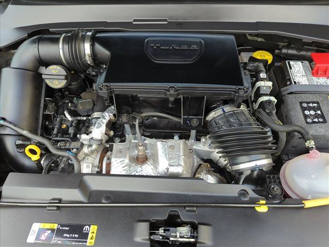 Used 2025 Jeep Compass Latitude image 22