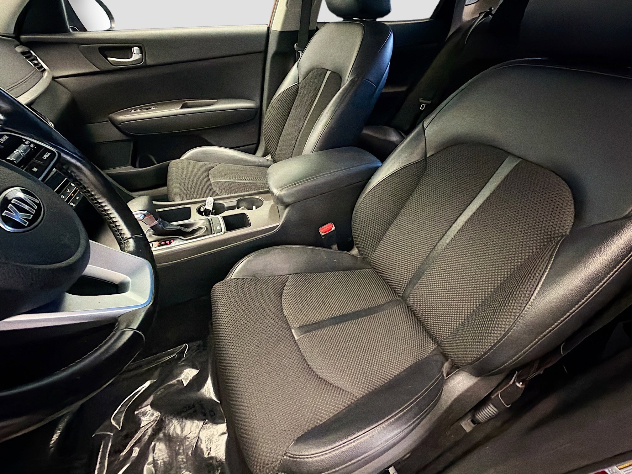 Used 2020 Kia Optima S w/ S Panoramic Sunroof Package image 11