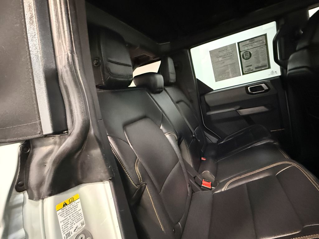 Used 2023 Ford Bronco Badlands image 65