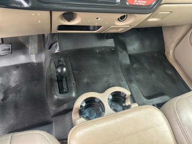 Used 2006 Chevrolet Silverado 2500 W/T w/ Skid Plate Package image 7