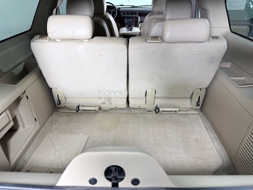 Used 2013 GMC Yukon XL Denali image 31