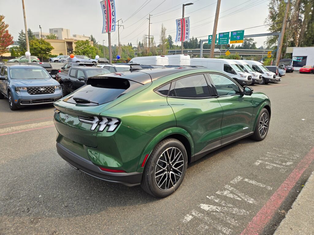 New 2025 Ford Mustang Mach-E Premium image 5