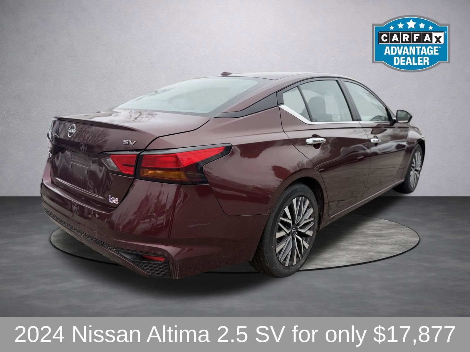 Used 2024 Nissan Altima 2.5 SV image 3