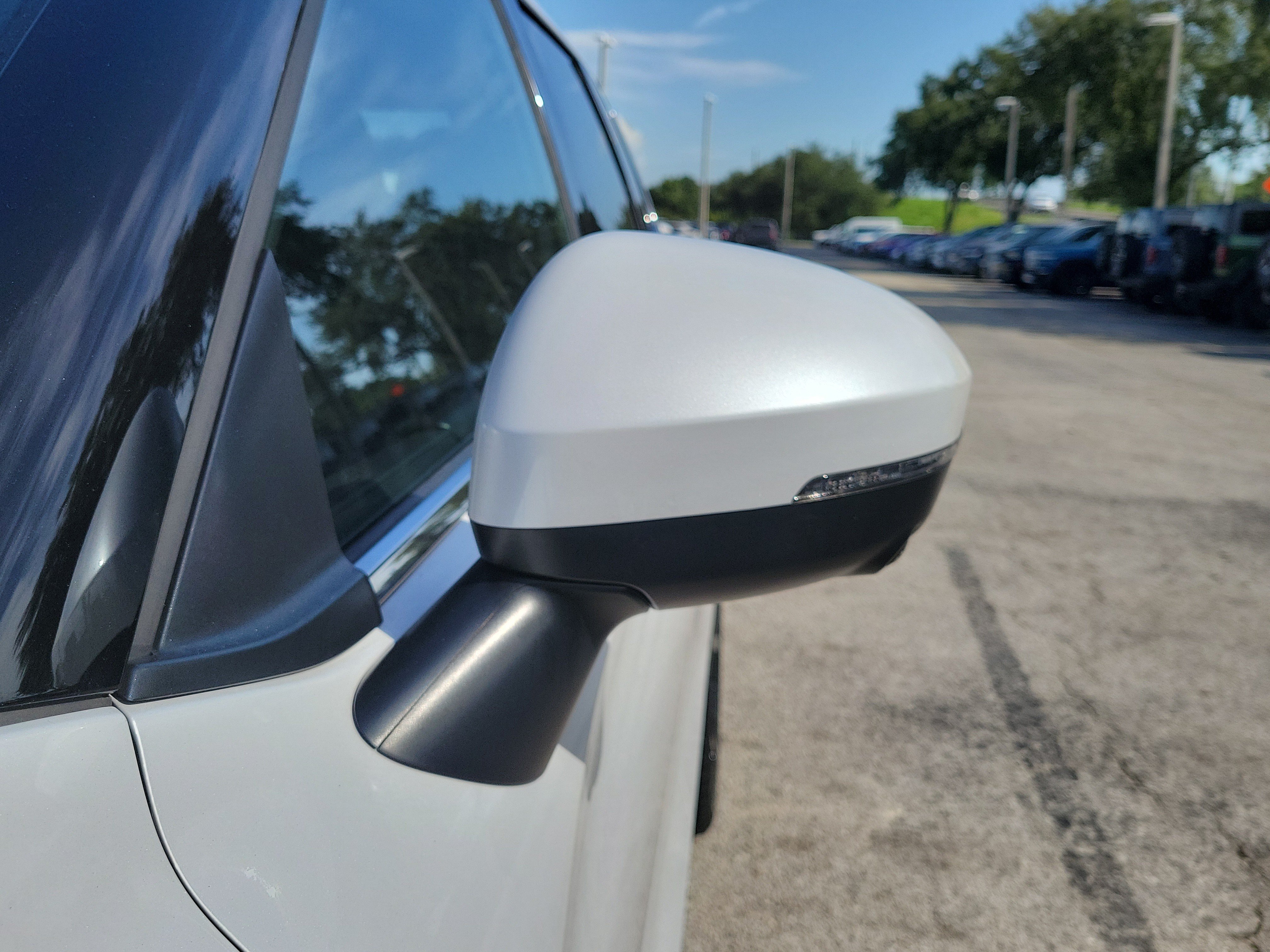 Used 2024 Mitsubishi Outlander SEL FWD image 4
