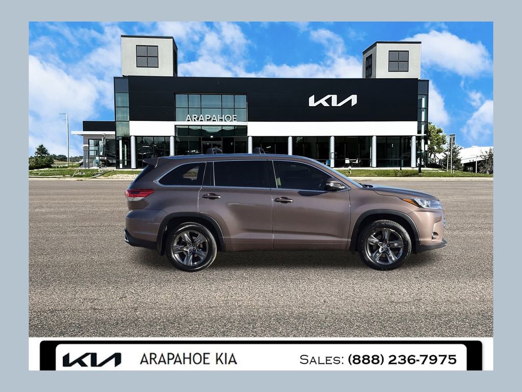 Used 2017 Toyota Highlander Limited Platinum